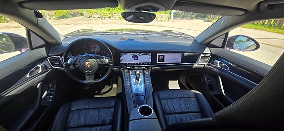 Porsche Panamera S 16 of 25