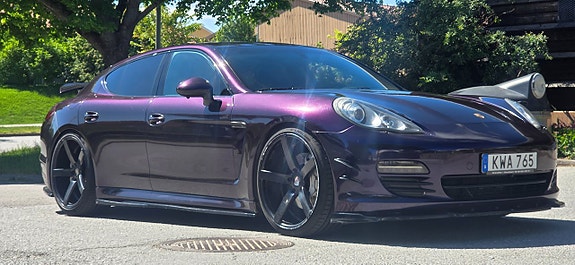 Porsche Panamera S 2 of 5