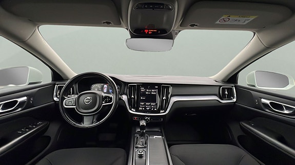 Volvo V60 10 of 24
