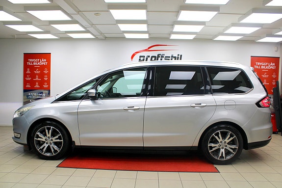 Ford Galaxy 2 of 5