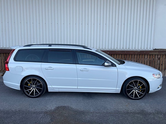Volvo V70 5 of 5