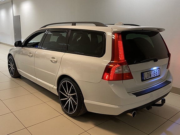 Volvo V70 19 of 19