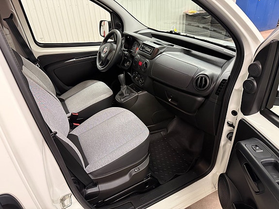 Fiat Fiorino 9 of 17