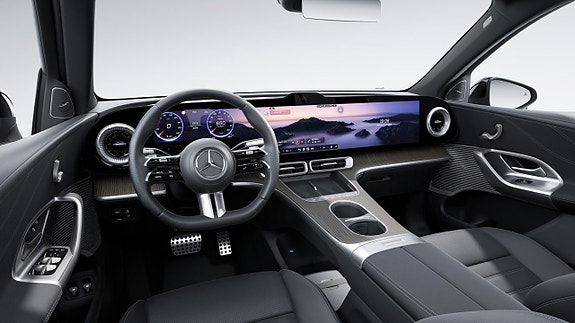 Mercedes-Benz GLC400 4 of 5