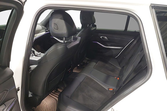 BMW 320 7 of 10