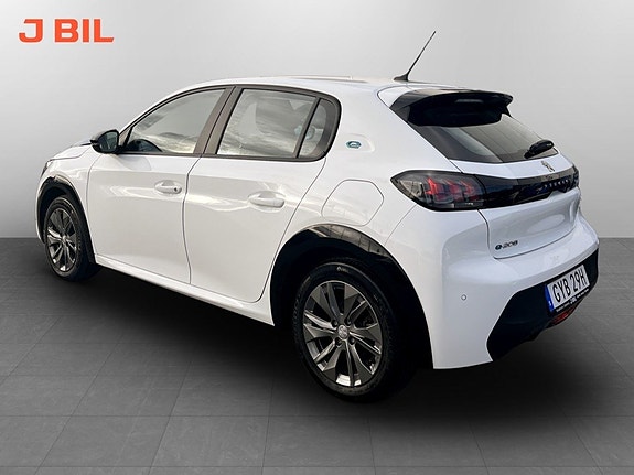 Peugeot e-208 3 of 5