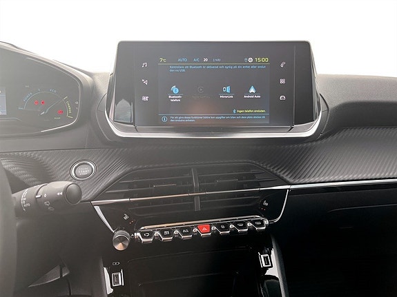 Peugeot e-208 9 of 15