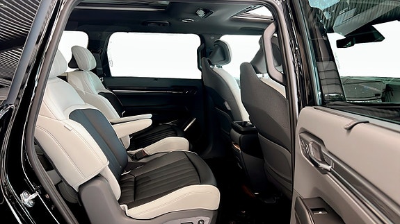 Kia EV9 5 of 19