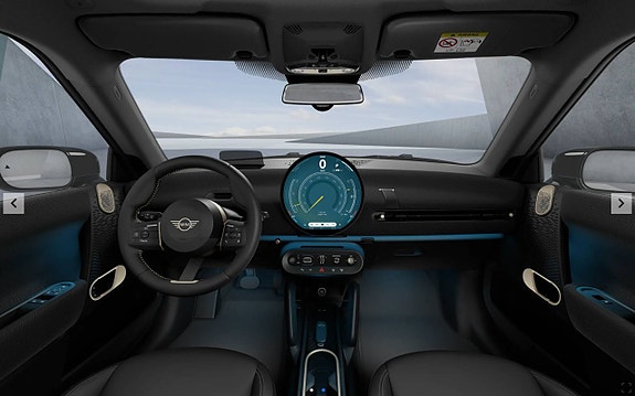 MINI Cooper E 3 of 4