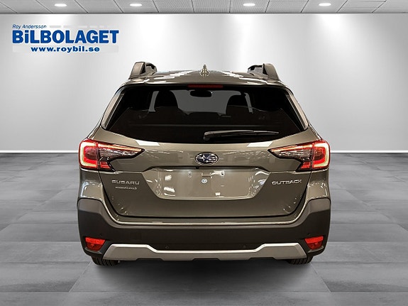Subaru Outback 5 of 5