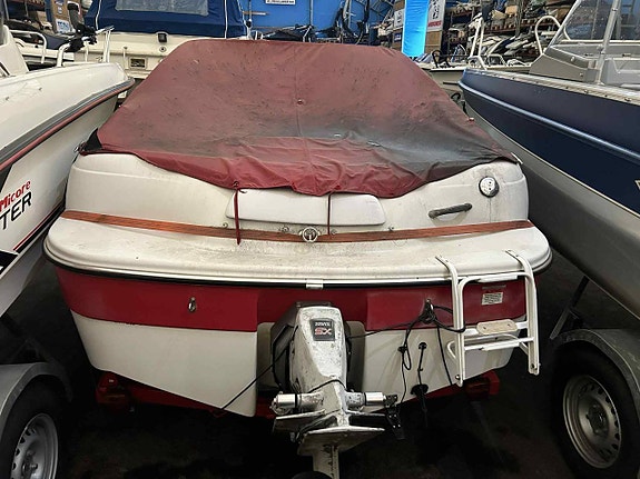 Four Winns Horizont 170  & Volvo Penta 3.0L -00