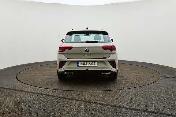 Volkswagen T-Roc 5 of 5