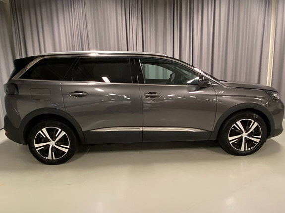 Peugeot 5008 4 of 5
