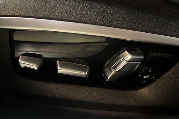 BMW 750d 7 of 24