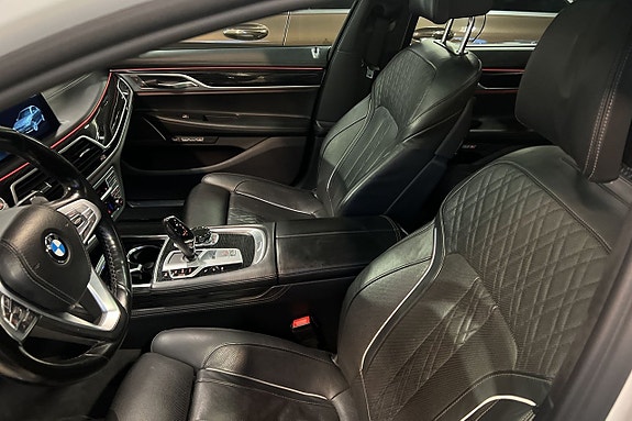 BMW 750d 5 of 24