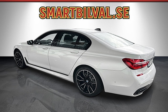 BMW 750d 3 of 30