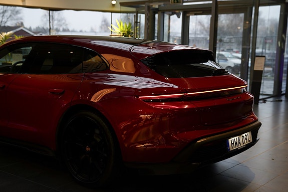 Porsche Taycan GTS 6 of 25