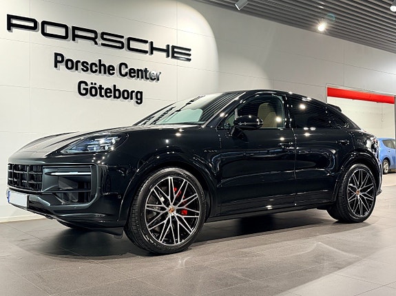 Porsche Cayenne 8 of 19