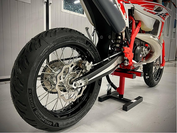 Beta RR X-Pro MY2025 Motard & Enduro LV-Reg FMF-pipa, 2h, Byte 11 of 12