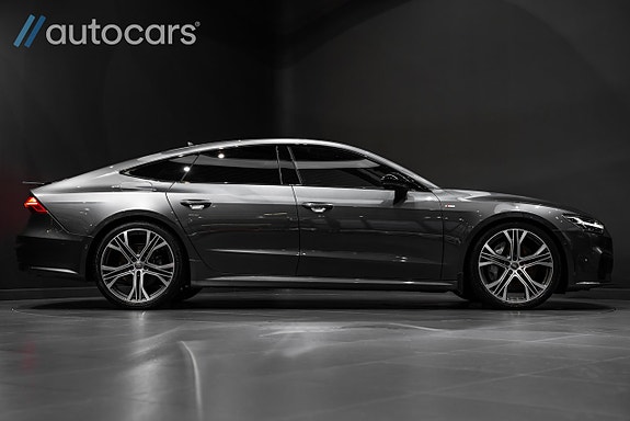 Audi A7 2 of 5