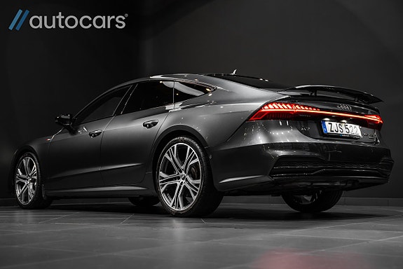 Audi A7 4 of 5