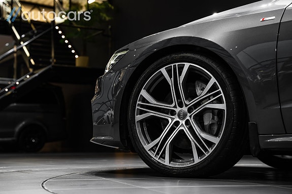 Audi A7 8 of 30