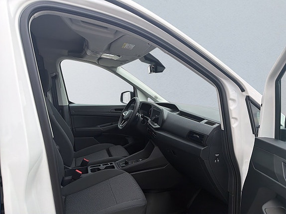 Volkswagen Caddy Maxi 10 of 14