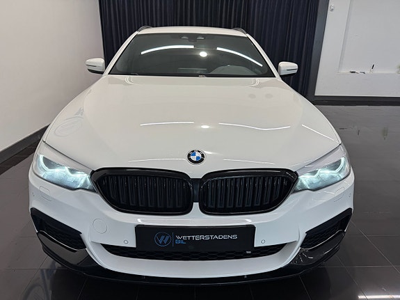 BMW 520 3 of 5
