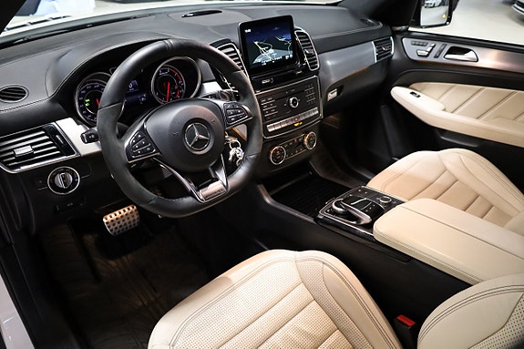 Mercedes-Benz GLE63 11 of 24