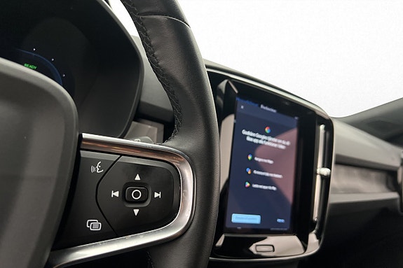 Volvo XC40 18 of 30
