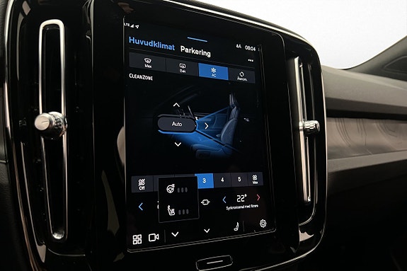 Volvo XC40 21 of 30