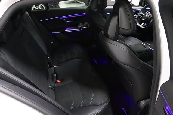 Mercedes-Benz E220 22 of 22