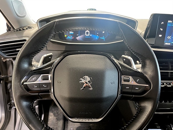 Peugeot 2008 7 of 15