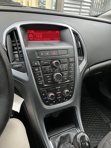 Opel Astra 6 of 8