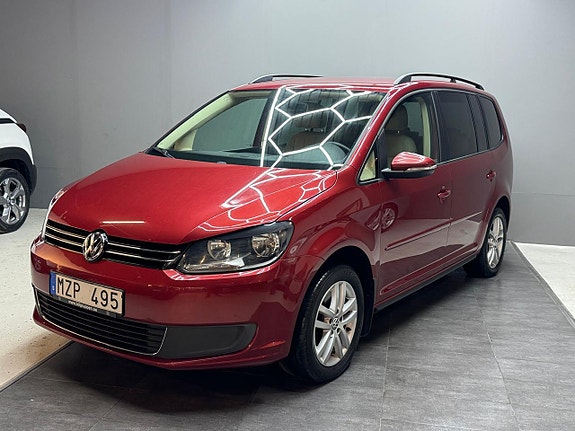 Volkswagen Touran 3 of 5
