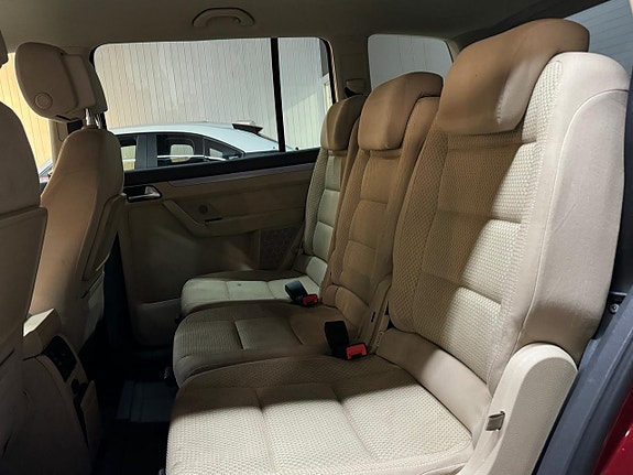 Volkswagen Touran 15 of 15