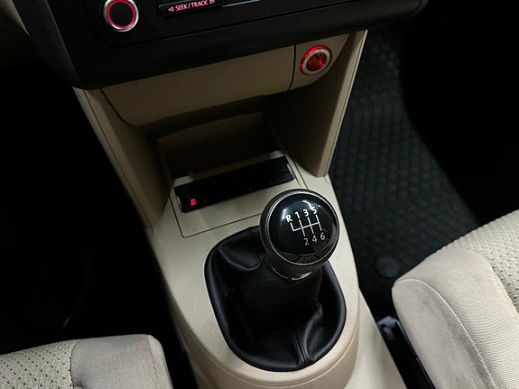 Volkswagen Touran 12 of 15