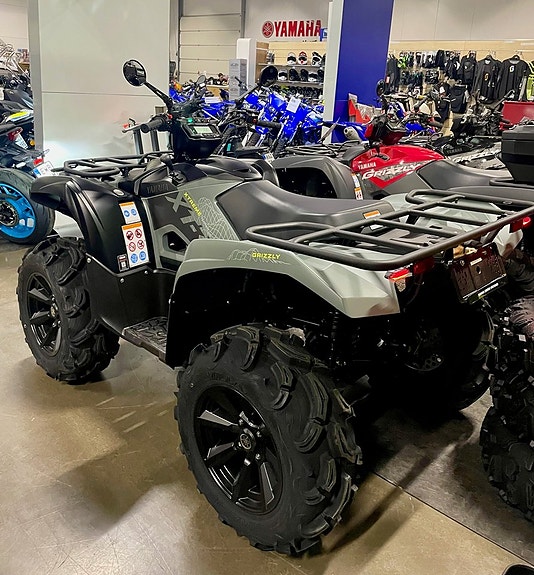 Yamaha GRIZZLY 700 EPS XT-R  traktor A/B ATV 4 of 5