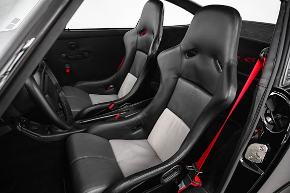 Porsche 911 Carrera RS 18 of 27