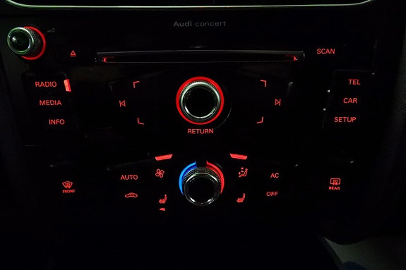 Audi A4 24 of 25
