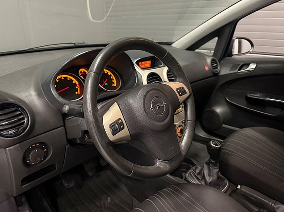 Opel Corsa 11 of 22