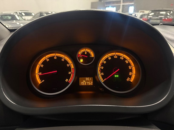Opel Corsa 18 of 22