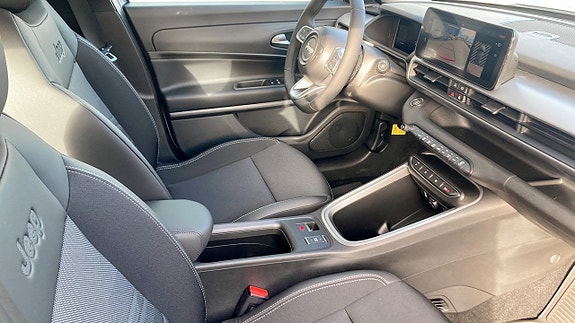 Jeep Avenger 3 of 12