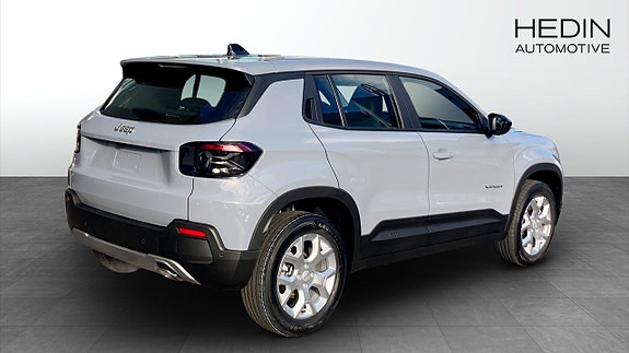Jeep Avenger 2 of 12
