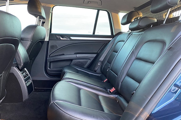 Skoda Superb 10 of 14