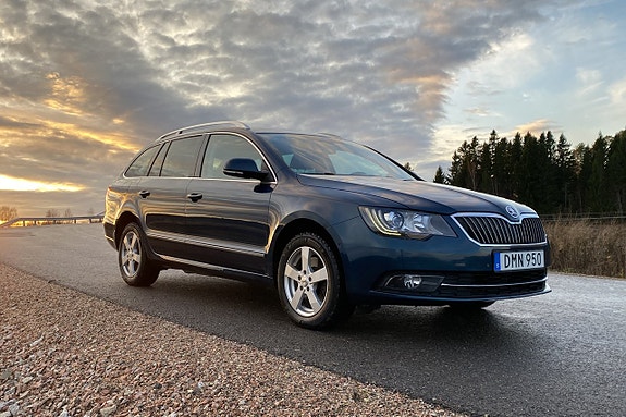 Skoda Superb 7 of 14