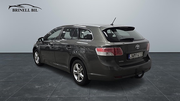 Toyota Avensis 18 of 19