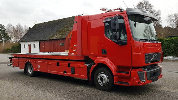 Volvo FL 12 210 Aut Fullutrustad Flakbärgare Bärgningsbil