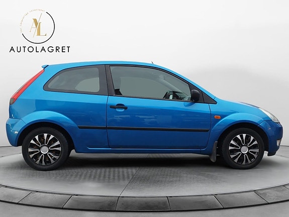 Ford Fiesta 7 of 11