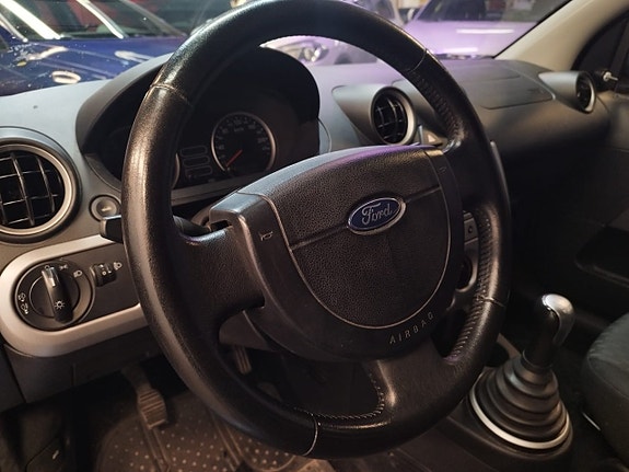 Ford Fiesta 11 of 11